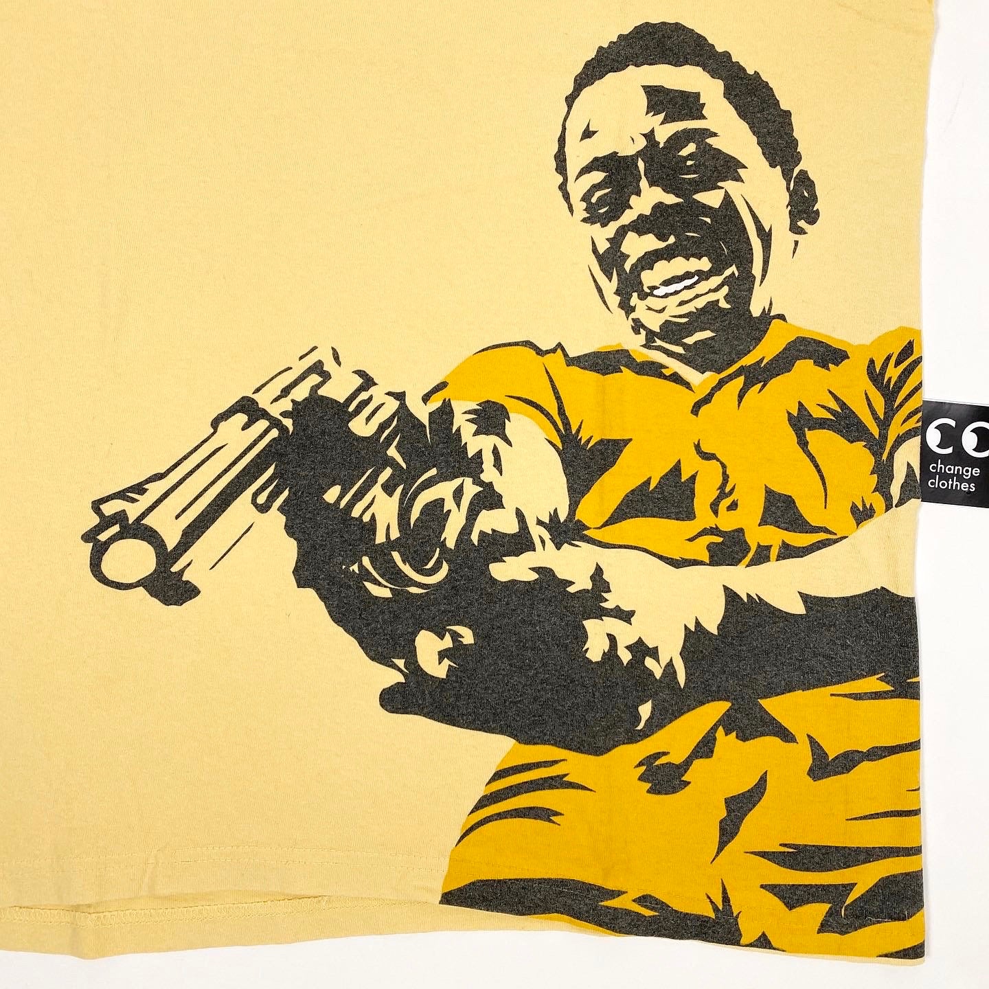 Supreme City of God Tee – change clothes