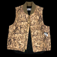 Load image into Gallery viewer, billy hill osb wood chip camo vest
