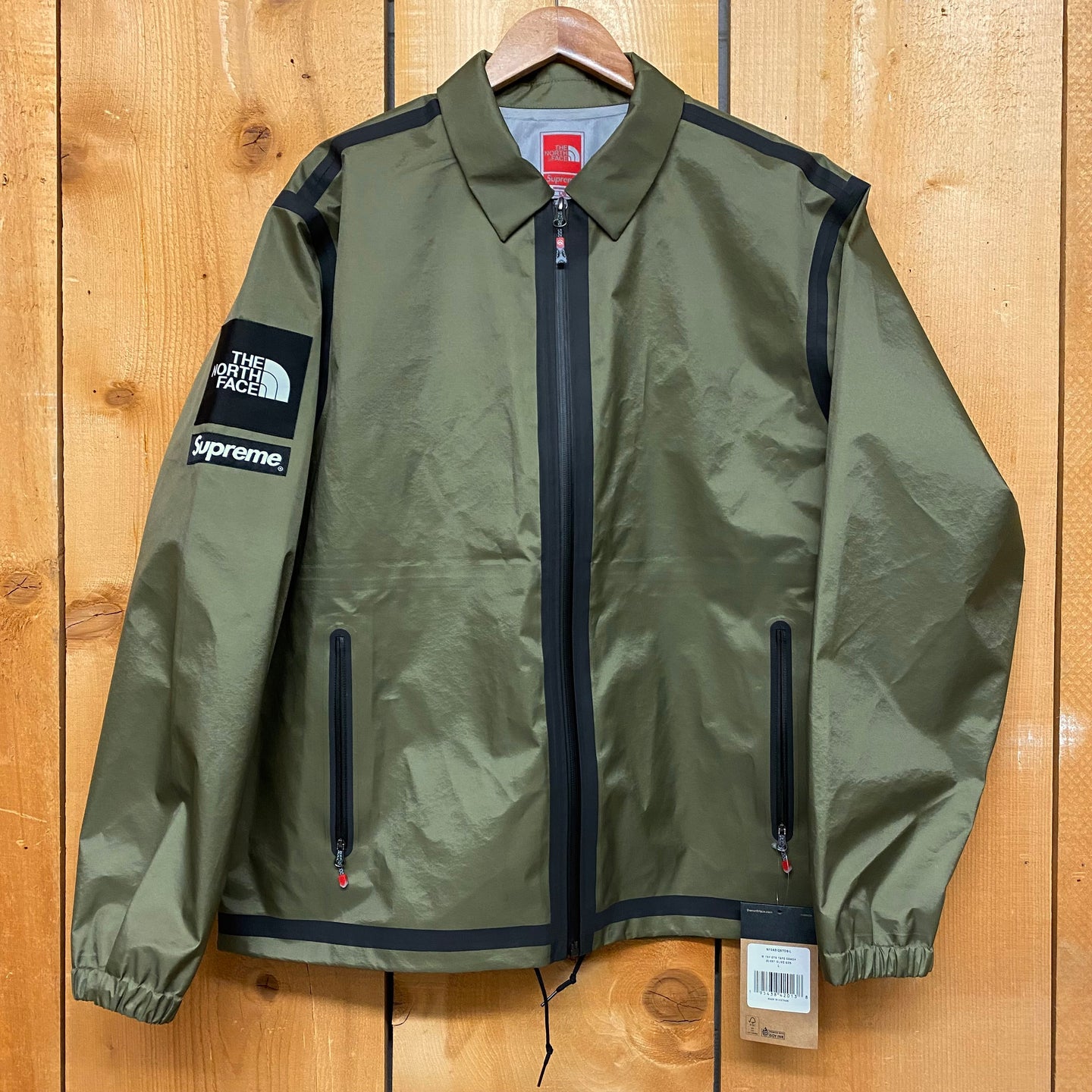 supreme // the north face summit series taped seams coaches jacket 2021