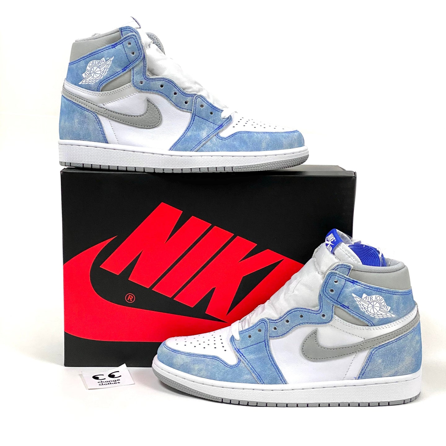 Air Jordan 1 Hyper Royal 2021