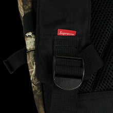 Load image into Gallery viewer, 2019 supreme realtree backpack
